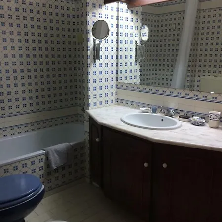 Castelo-center-2 Bedrooms Apartmán *