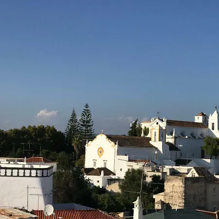 Castelo-center-2 Bedrooms Apartmán *