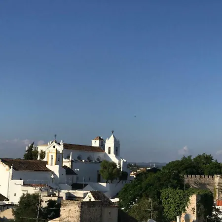 Castelo-center-2 Bedrooms Apartmán *